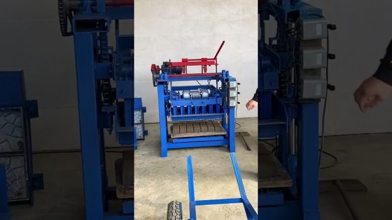 Hydraulic U-channel forming machine