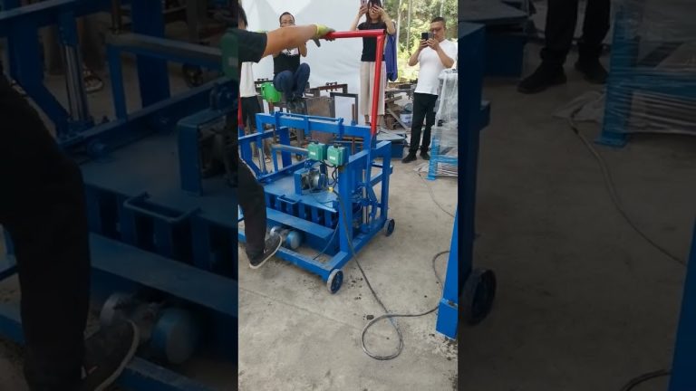 Automatic cloth brick making machine.1